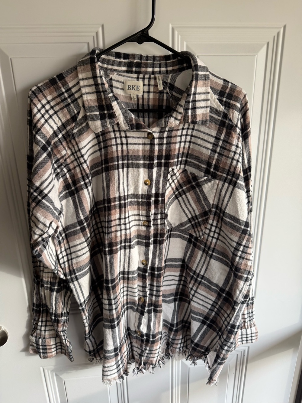 BKE Plaid Button-Down Shirt Jacket in White, Black & Brown